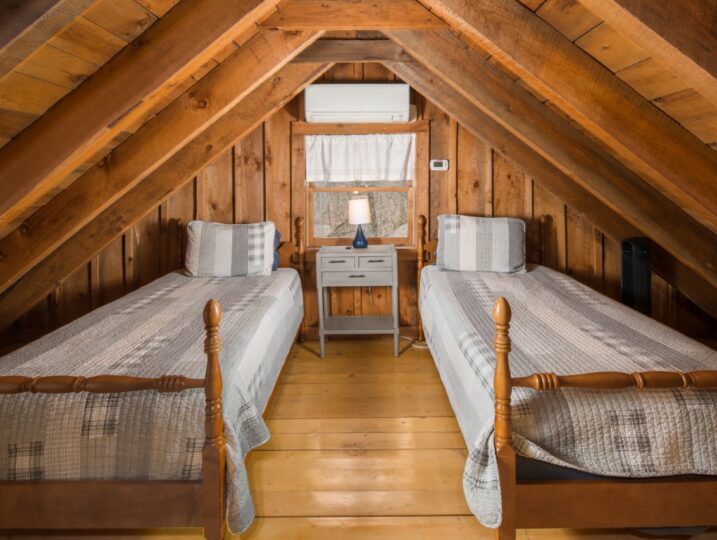 Twin Beds Log Cabin Tanglewood Kardel's Kabins
